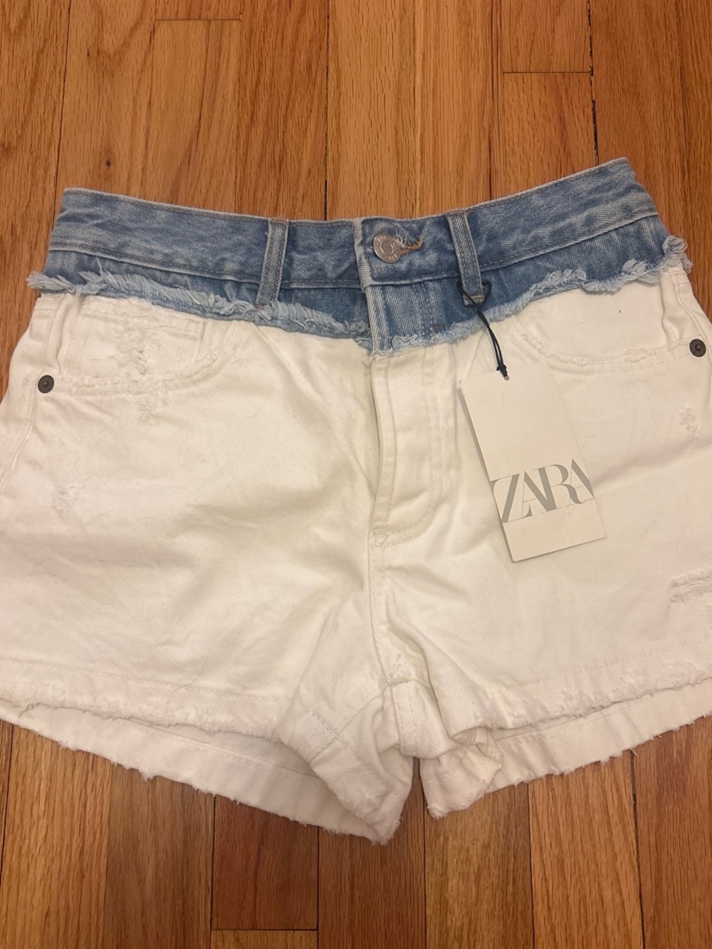 Zara White Denim Shorts with Light Blue Waistband
